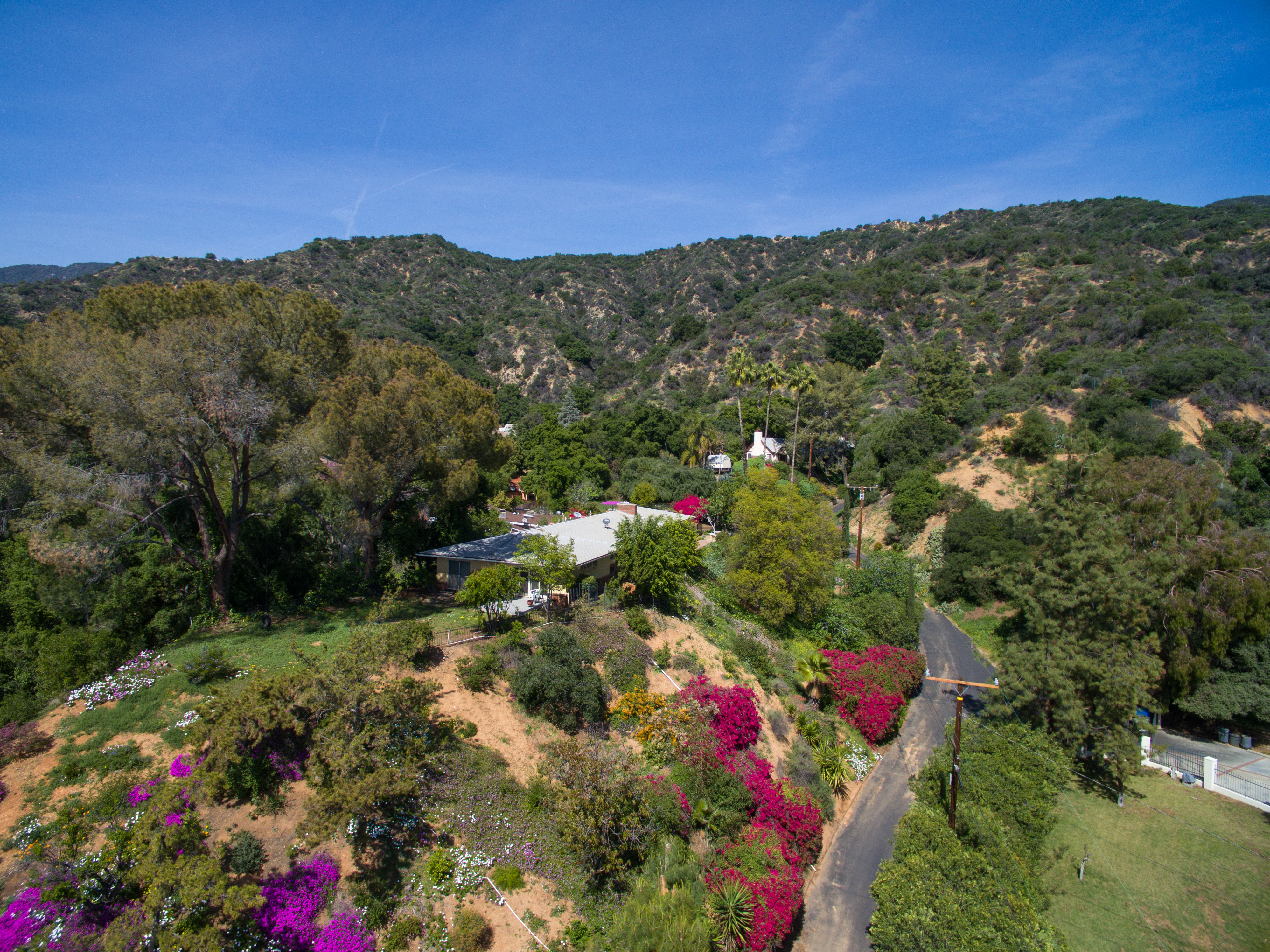 Should I Replace The Roof Before I Sell?