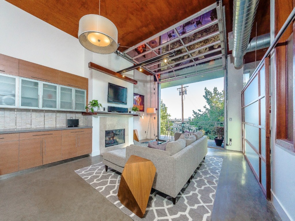 5 Luxurious Loft Living Spaces