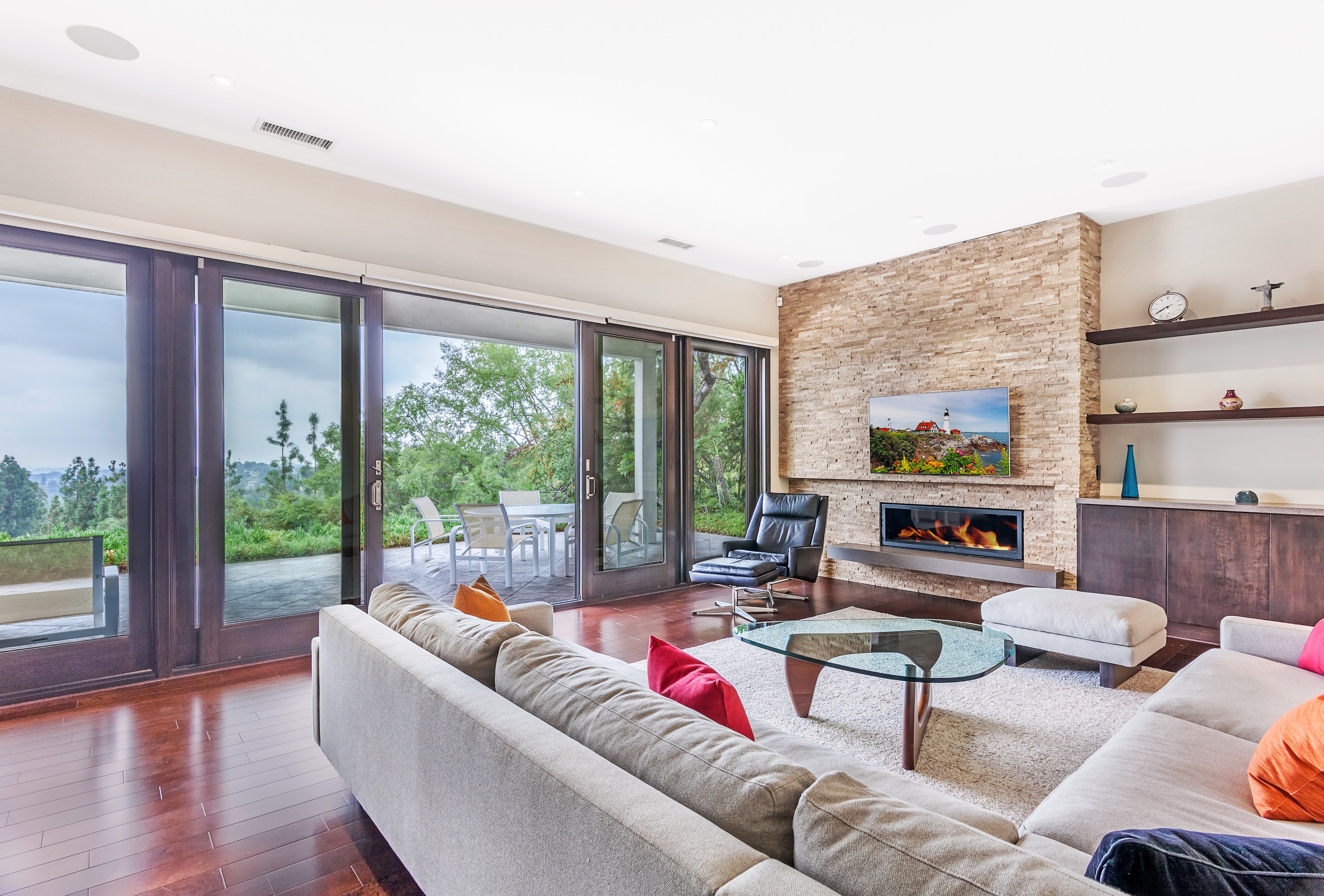 Seller Success Story: Modern Contemporary in Pasadena